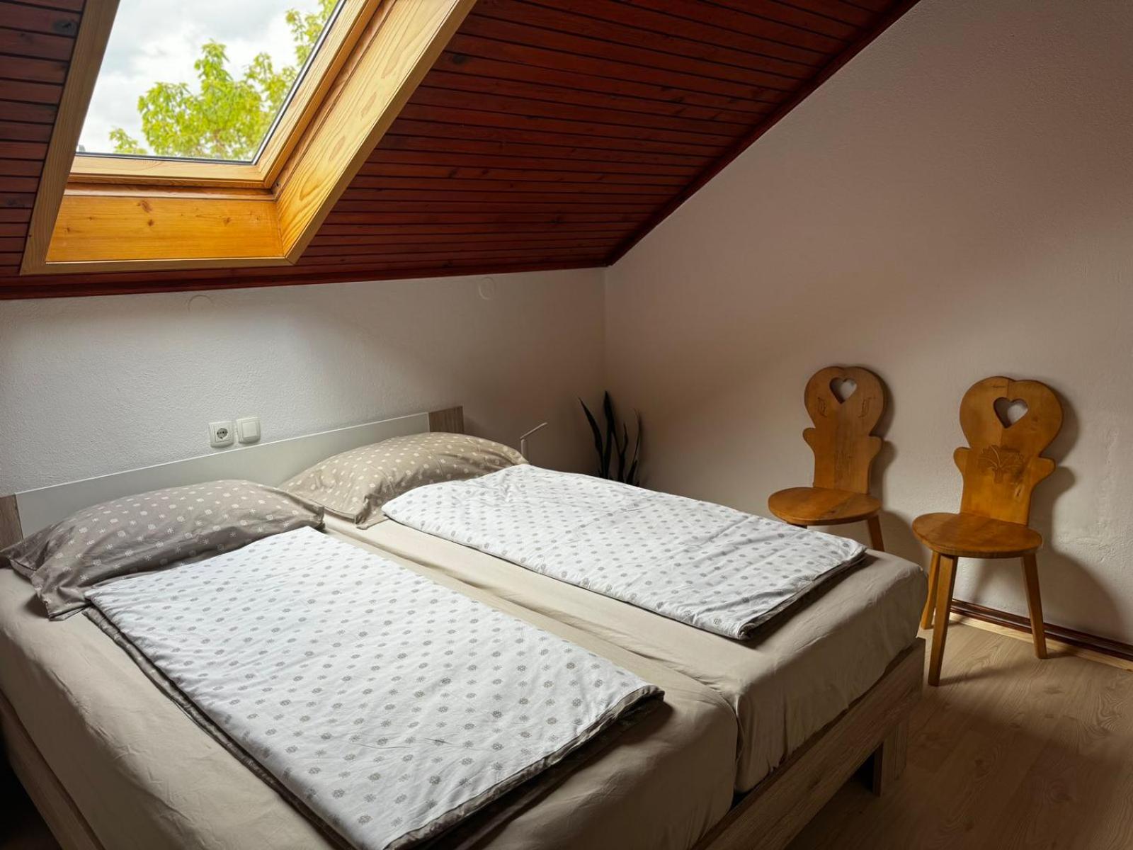 Rooms Apartma Cerknica Ngoại thất bức ảnh